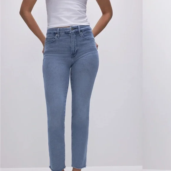Good American straight leg jeans - New with tags!